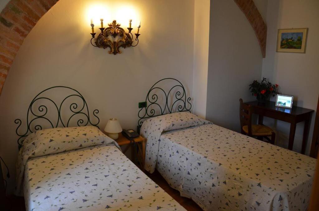Borgo Piazza Acomodação com café da manhã Catanzaro Quarto foto